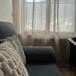 Remona 아파트 *