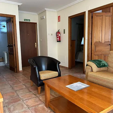 Remona 2 Apartment